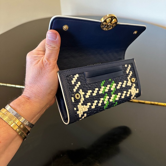 NWT Authentic Luxe Minimalist Tory Burch Duet Woven Envelope Continental/Clutch - Picture 5 of 17